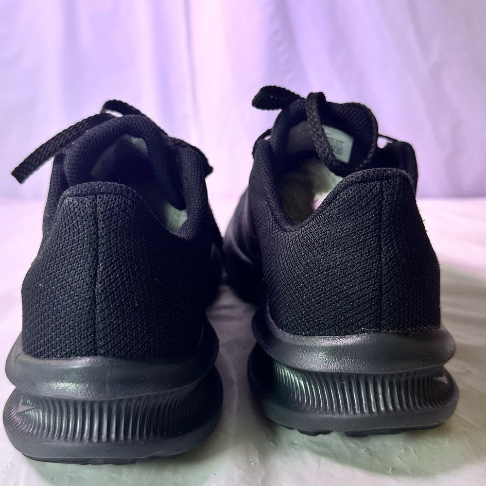 Nike Men's Black Mesh Athletic Running Shoes - Picture 6 of 9